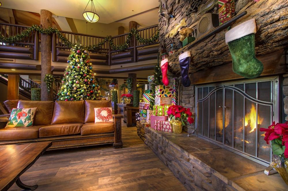 The Grand Hotel At The Grand Canyon Тусан Екстериор снимка The Lodge at the North Pole